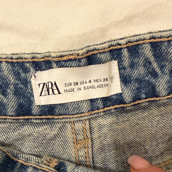 Zara Light Blue Flare Jeans - Picture 3 of 6
